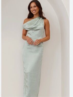 Billy j Harlowe Maxi Dress in Sage size 6 AUS (2 US)  NWT